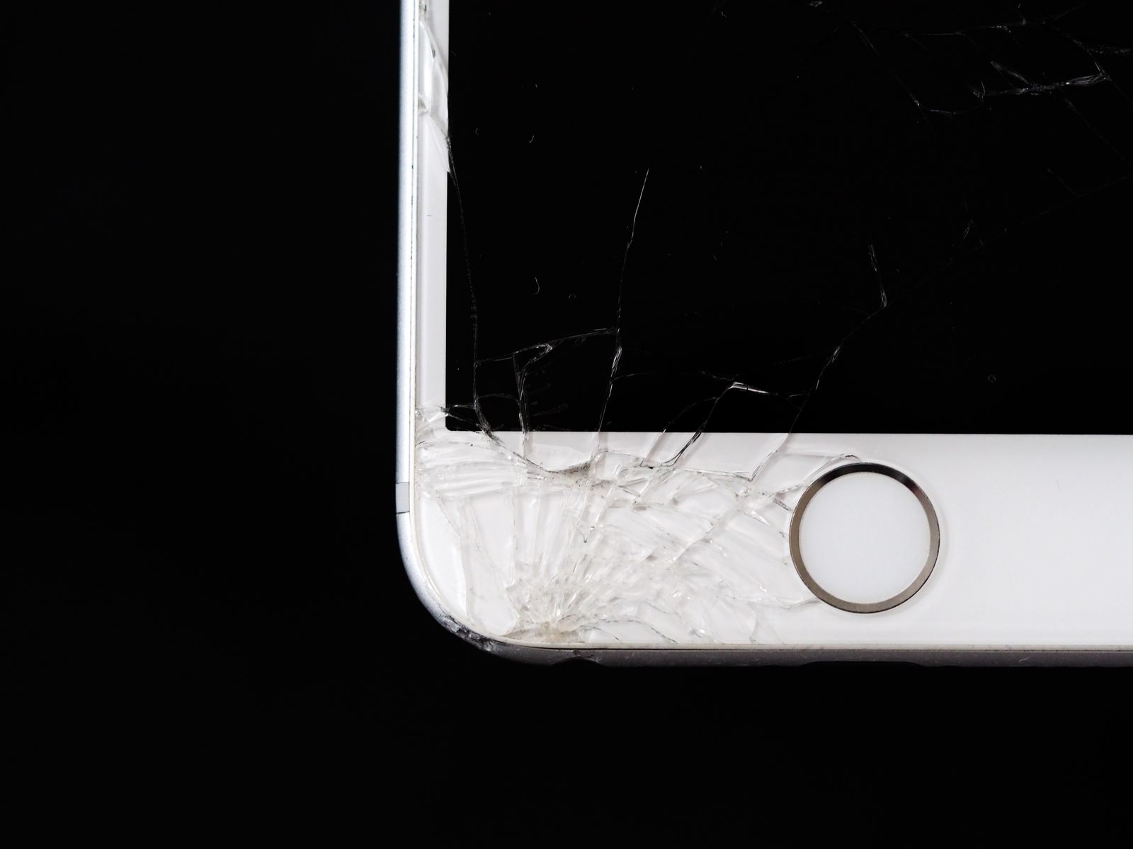 Gesprungenes iPhone Glas — Glas Reparatur Düsseldorf